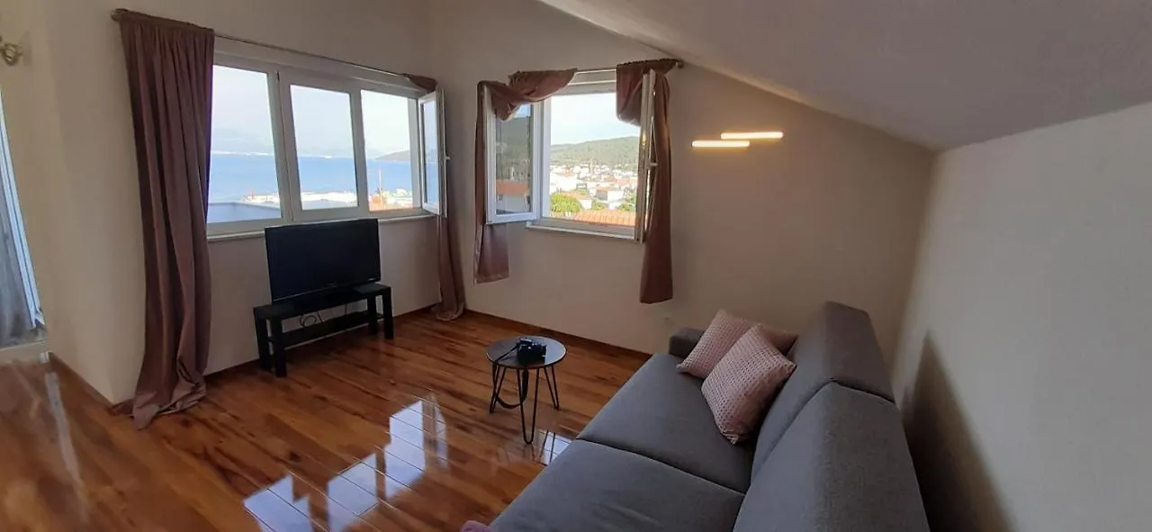 Apartmani Rita Slatine