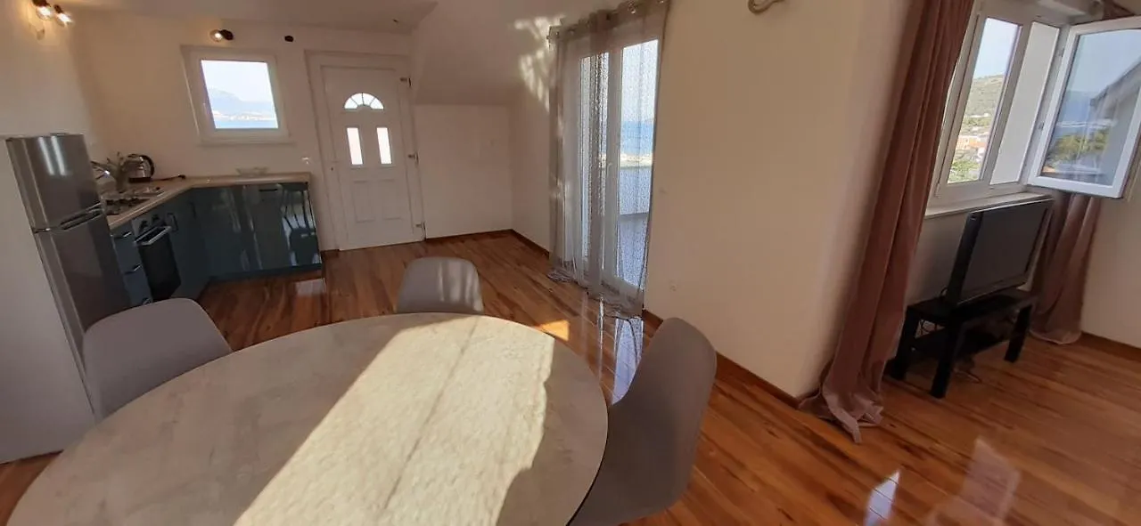 Apartment Apartmani Rita Slatine Croatia