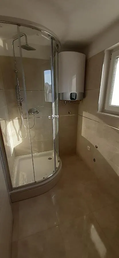 Apartmani Rita Slatine