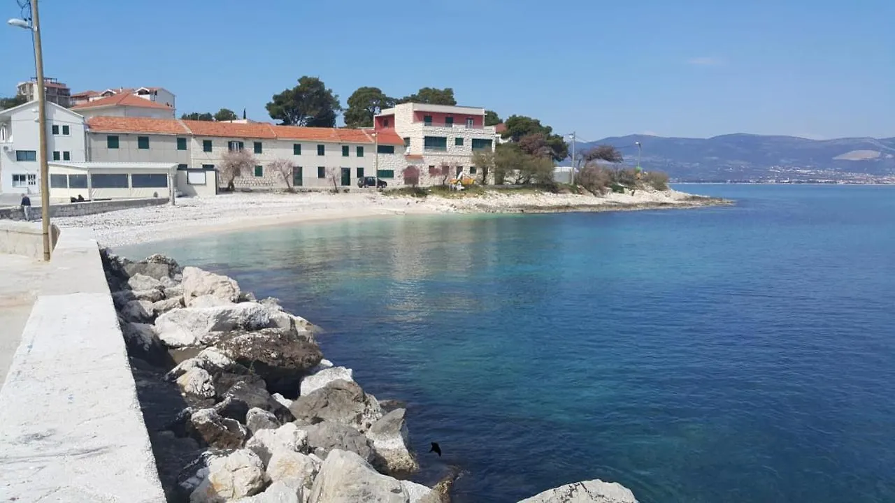 Apartmani Rita Slatine