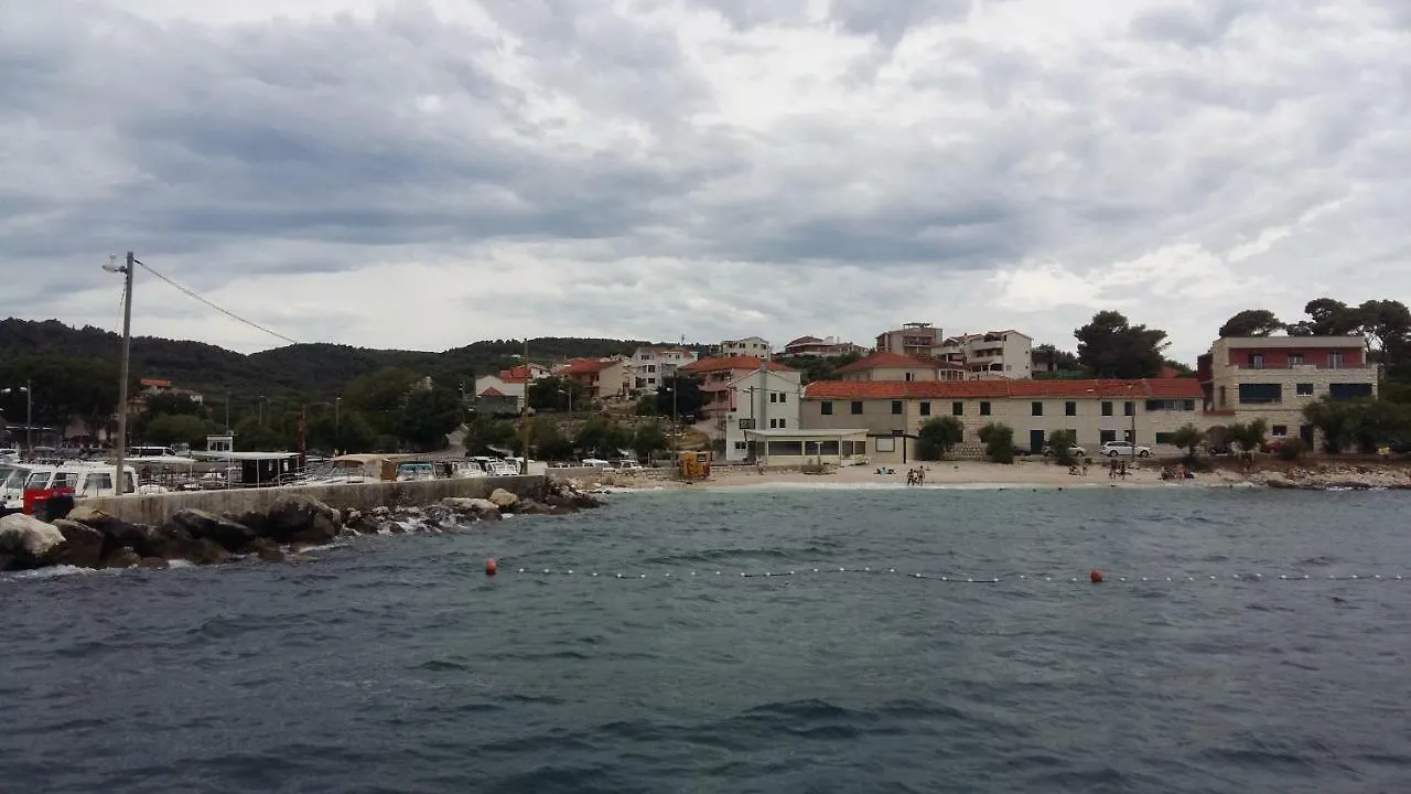 Apartmani Rita Slatine Apartment