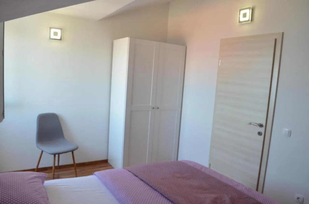 Apartmani Rita Slatine Croatia