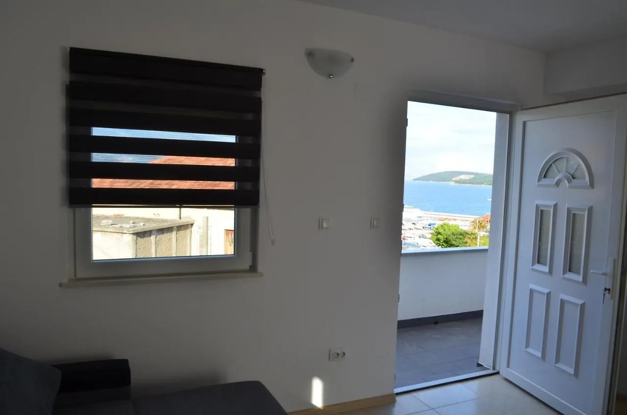 Apartment Apartmani Rita Slatine Croatia